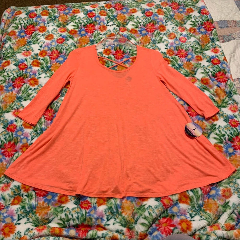 Women’s XS LOVE by DESIGN Coral Knit Jersey LBD Cross Back Swing Tunic Top NWT